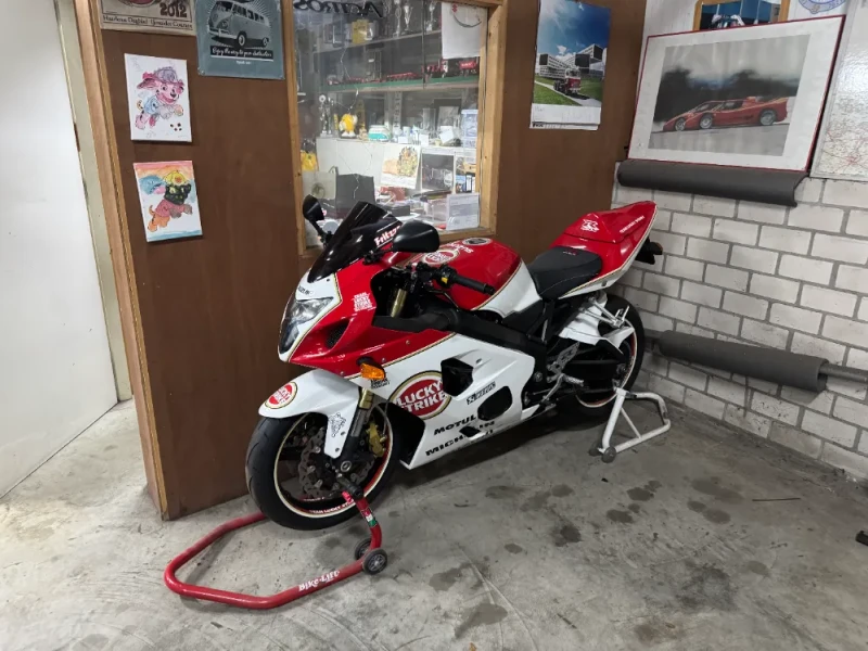 Suzuki Gsx-r 750 Lucky Strike