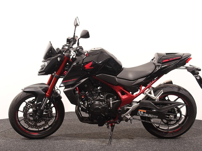 Honda CB 750 Hornet NHB01 Graphite Black