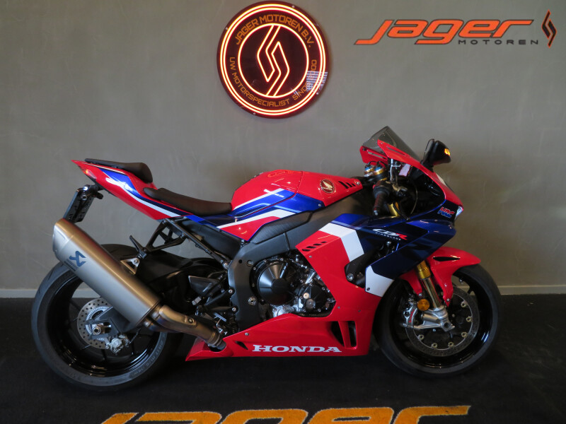 HONDA CBR 1000 RR-R FIREBLADE SP PERFECT!