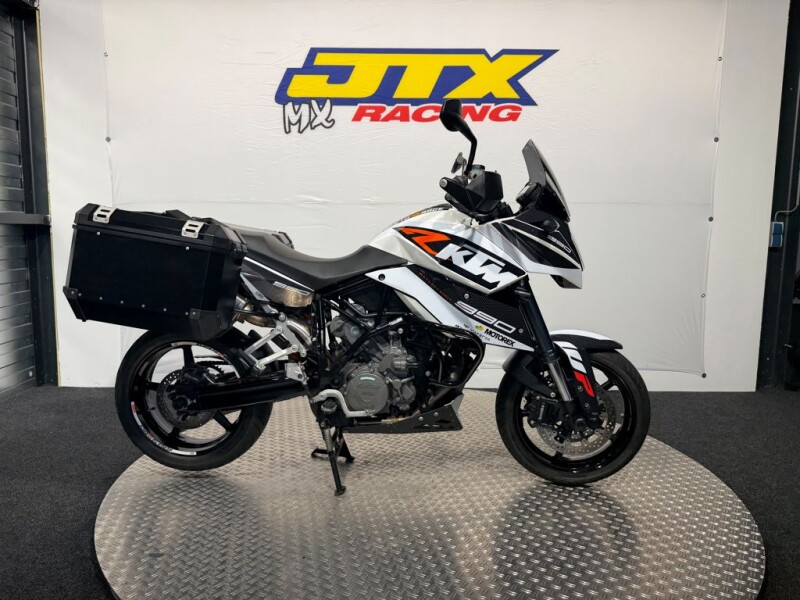 KTM 990 SUPERMOTO T (85KW)