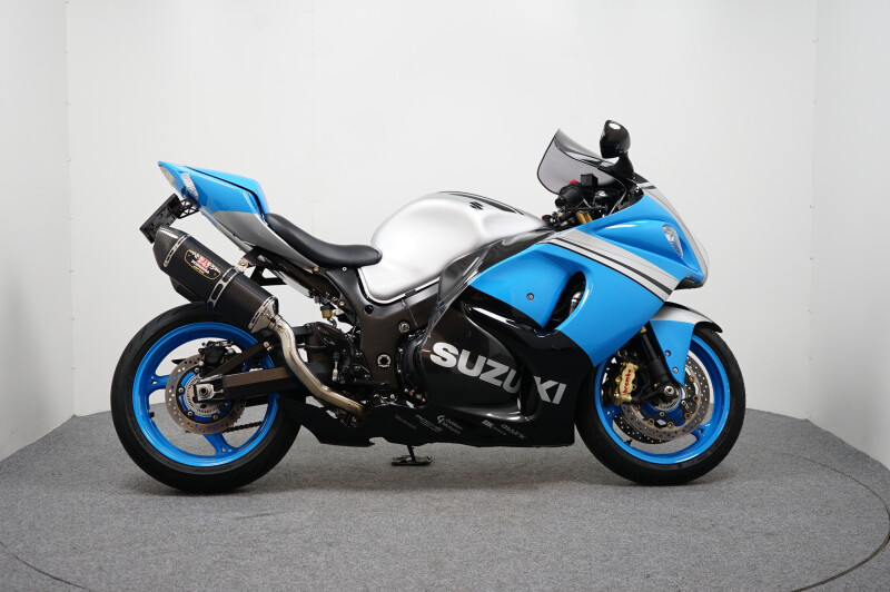 Suzuki GSX-R 1300 HAYABUSA GERESERVEERD RS t/m 1-8