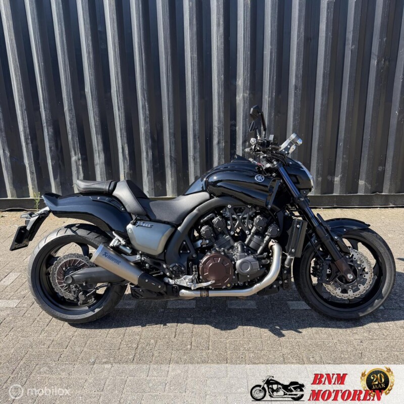 Yamaha V-Max 1700