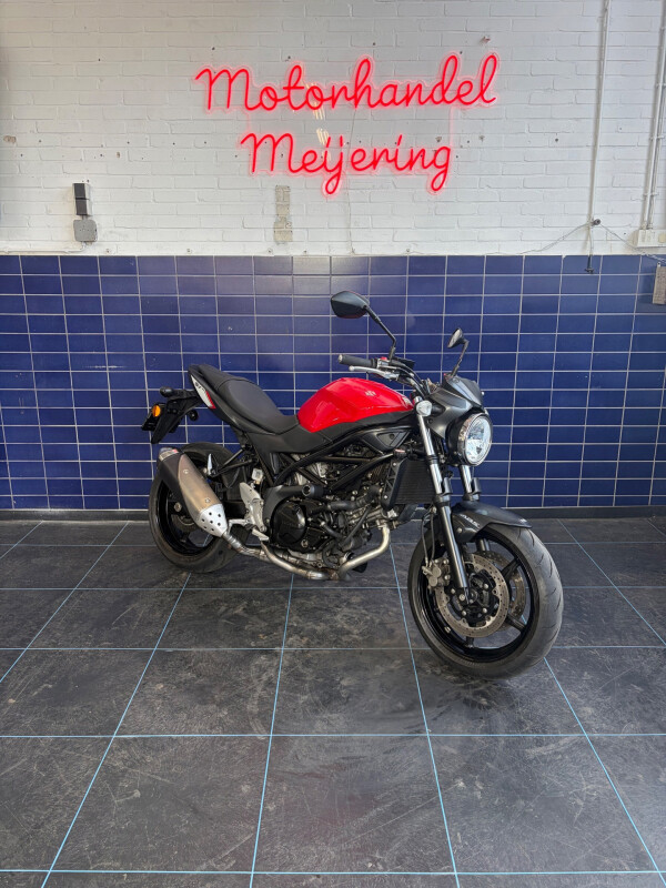 Suzuki Tour SV650A *Nieuwstaat!