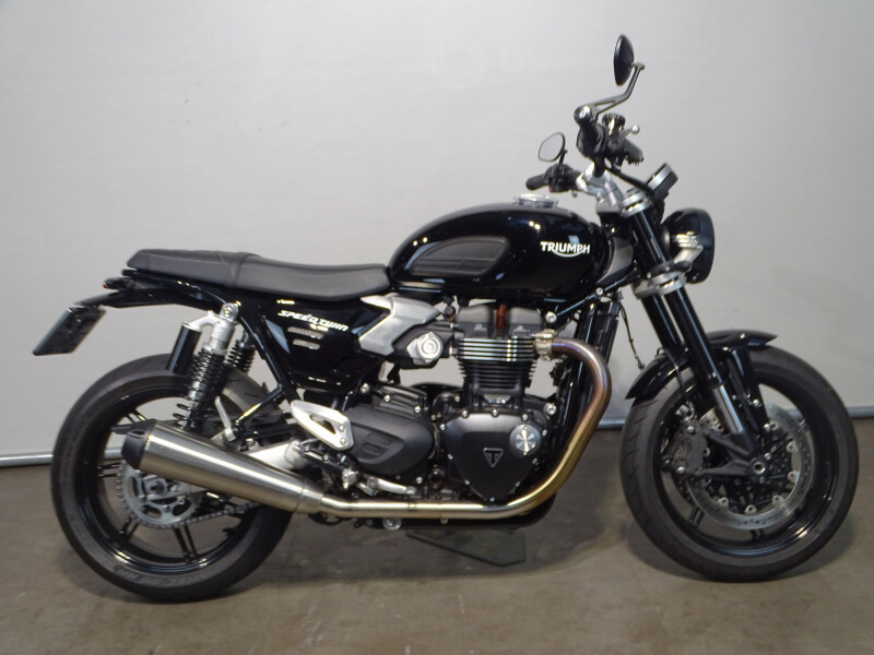 Triumph SPEED TWIN 1200