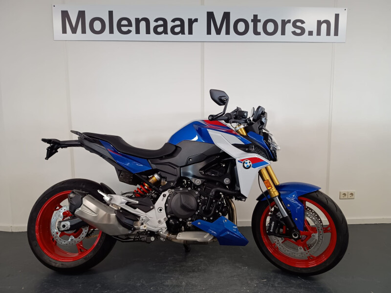 BMW F900 R