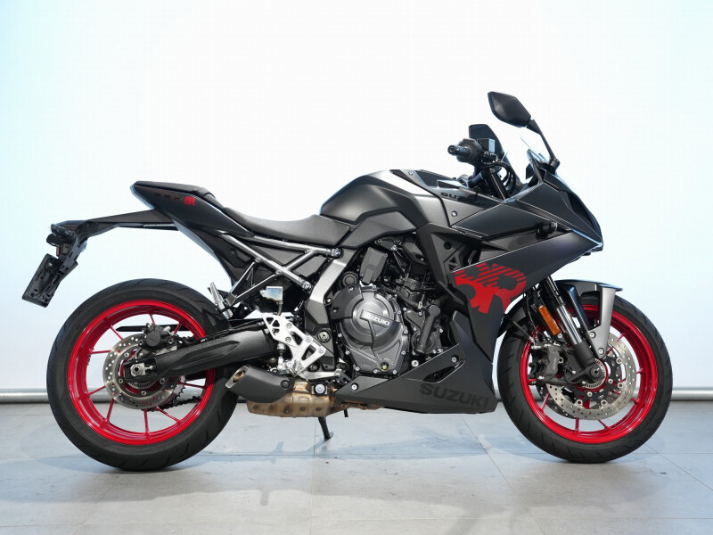 Suzuki GSX-8R
