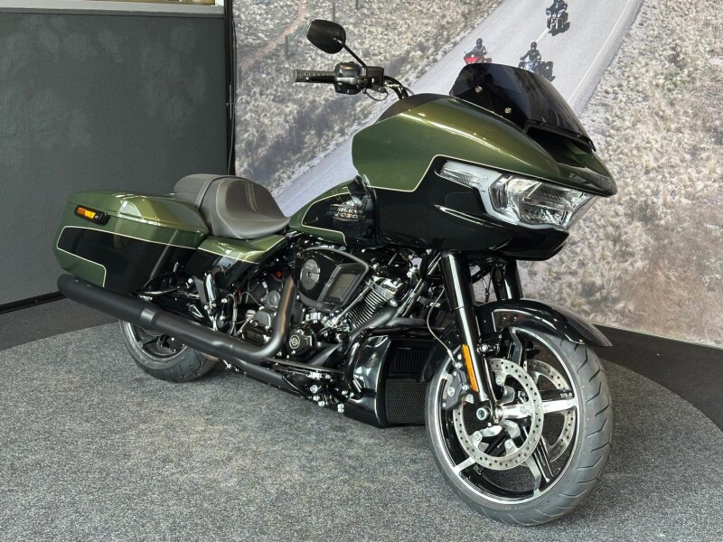 Harley-Davidson FLTRX ROAD GLIDE Black Trim - Two Tone