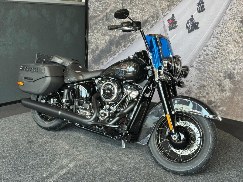 Harley-Davidson FLHC HERITAGE CLASSIC Laced Wheels - Custom Color