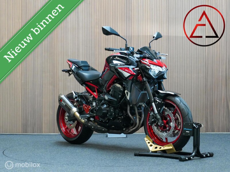 Kawasaki Z900 Candy Red 2024 | A2 70kW | Performance Pack