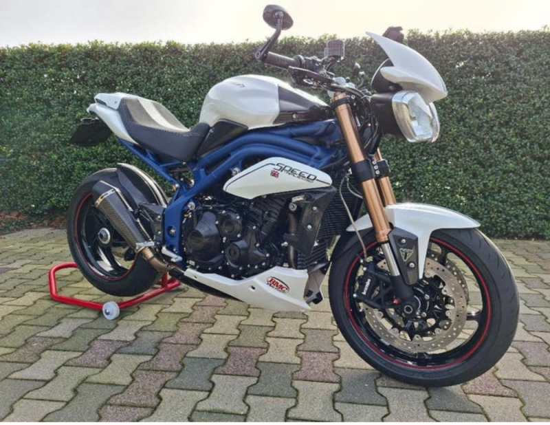 Triumph speed triple 1050 se 2014