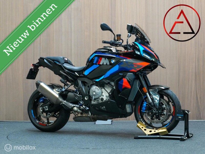 BMW M1000XR Competition 2025 - Vol Carbon - Nagenoeg nieuw