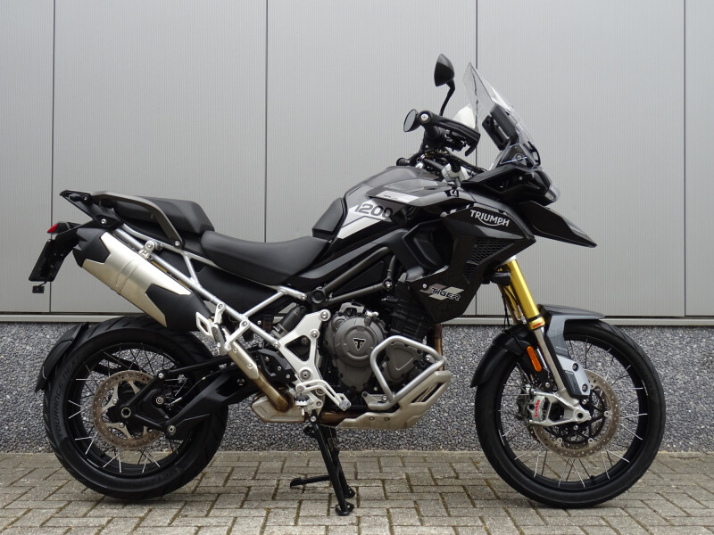 TRIUMPH TIGER 1200 RALLY PRO