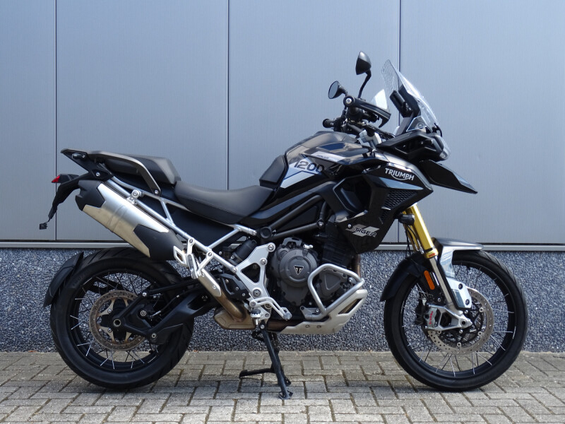 TRIUMPH TIGER 1200 RALLY PRO