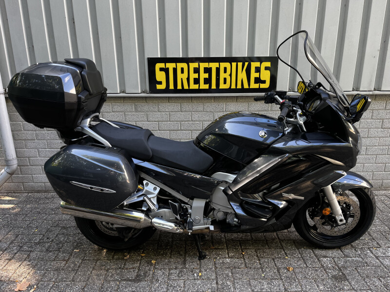 YAMAHA FJR 1300