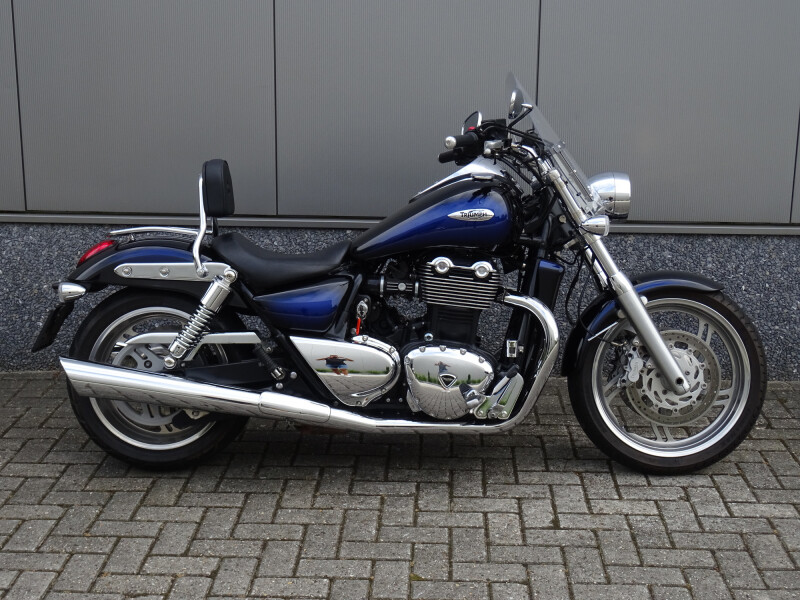 TRIUMPH THUNDERBIRD 1700 ABS