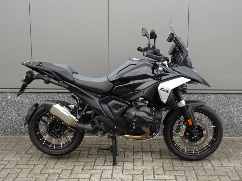 BMW R 1300 GS TRIPLE BLACK