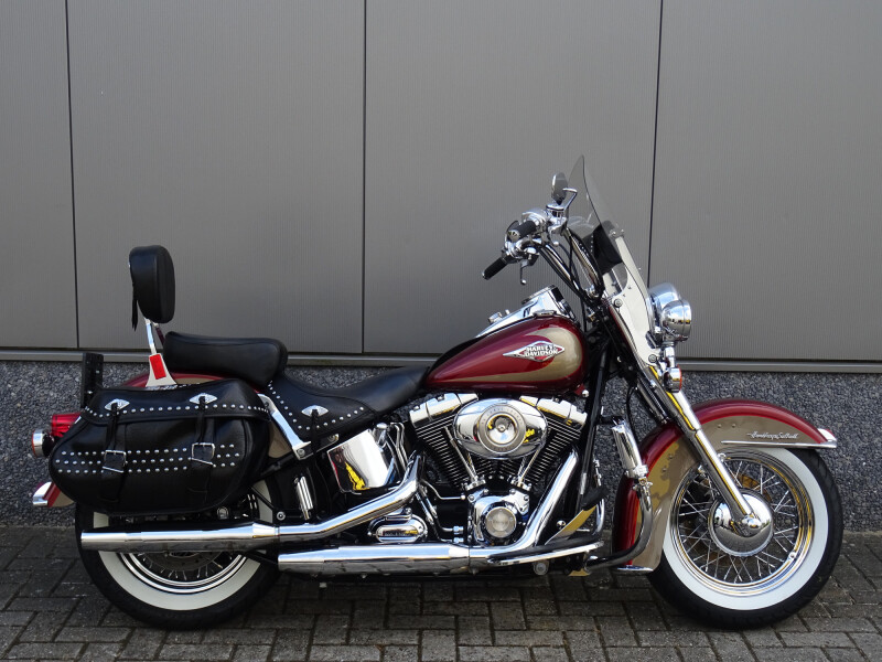 HARLEY DAVIDSON FLSTCI HERITAGE CLASSIC
