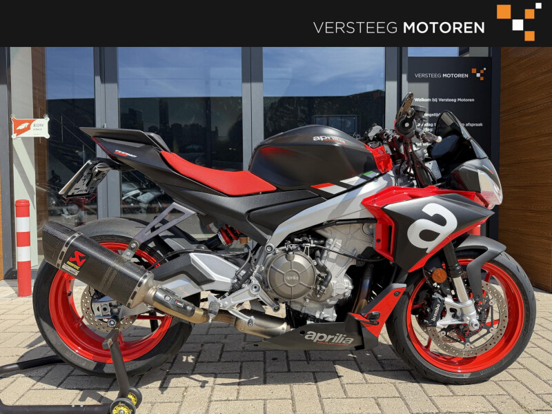 Aprilia Tuono 660 Full Akra#BTW#quickshifter