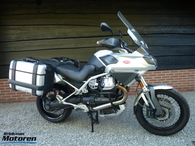 Moto Guzzi Stelvio ABS