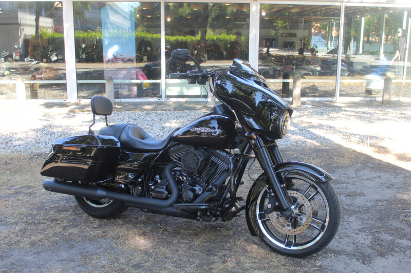 Harley-Davidson Street Glide  FLH-X Street-Glide