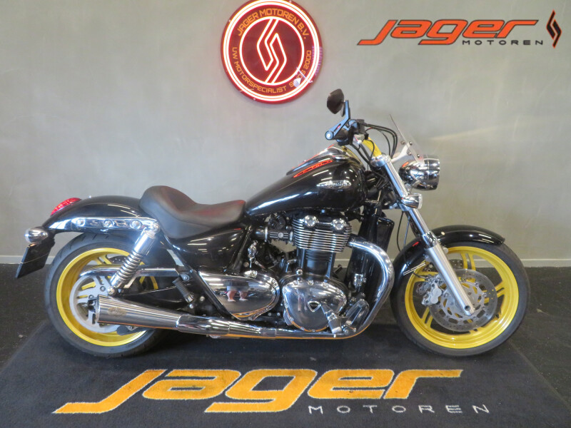 TRIUMPH THUNDERBIRD 1600 NIEUWSTAAT!!