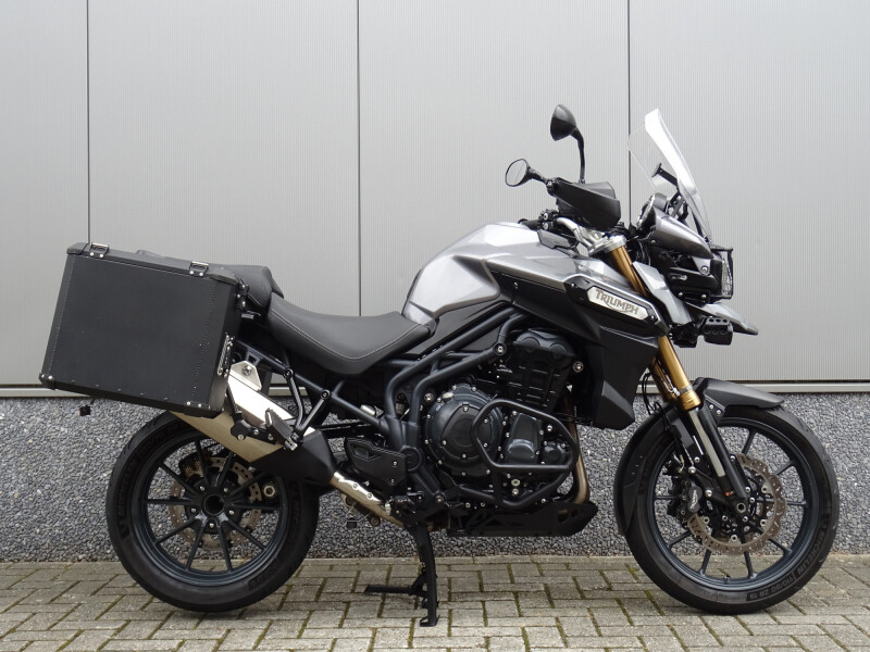 TRIUMPH TIGER EXPLORER 1200