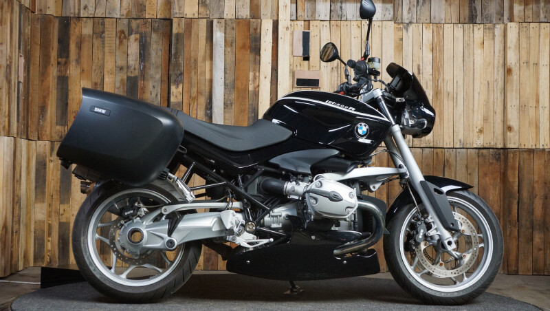 BMW R1200R Een zeer nette R1200R, lage kilomterstand