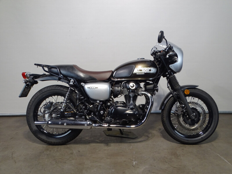 Kawasaki W800 CAFE