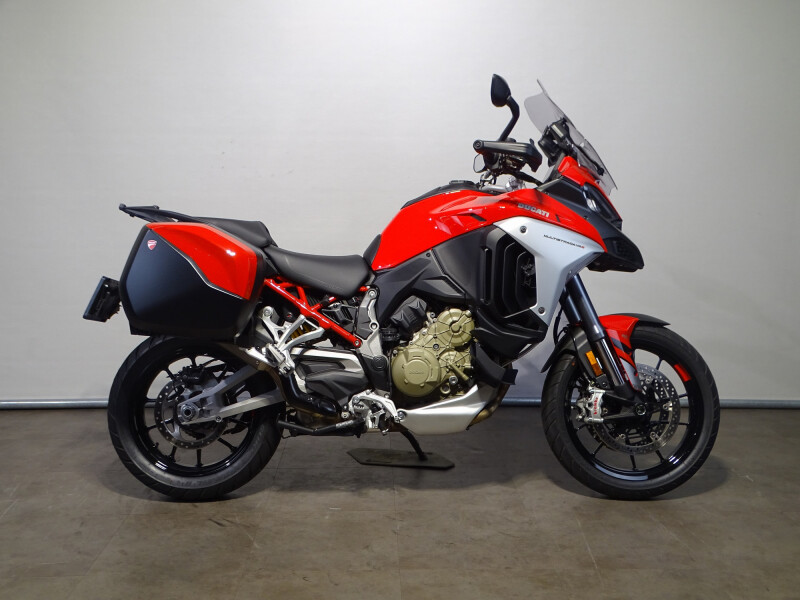 Ducati MULTISTRADA V4 S TRAVEL &amp; RADAR
