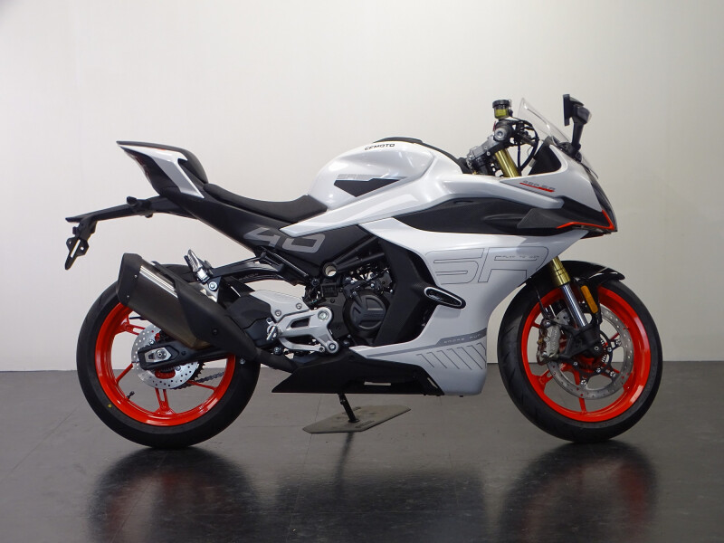 Cfmoto 450 SR