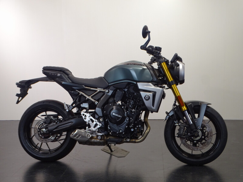Suzuki GSX-8T