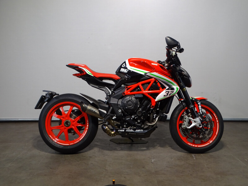 MV agusta DRAGSTER 800 RC SC