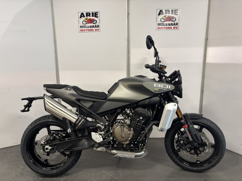 Husqvarna SVARTPILEN 801 SE