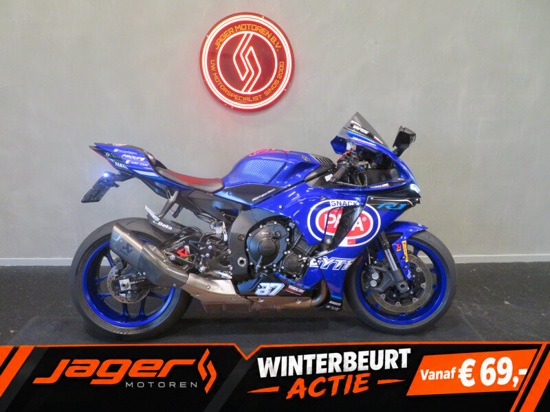 YAMAHA YZF R1 ABS AKRA SUPER STRAK!