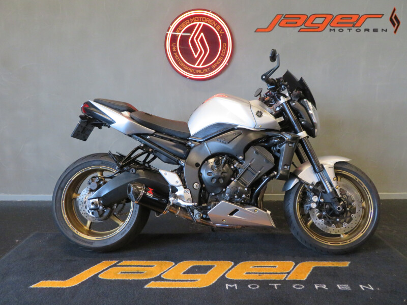 YAMAHA FZ1 FZ 1 SPECIAL EDITION!