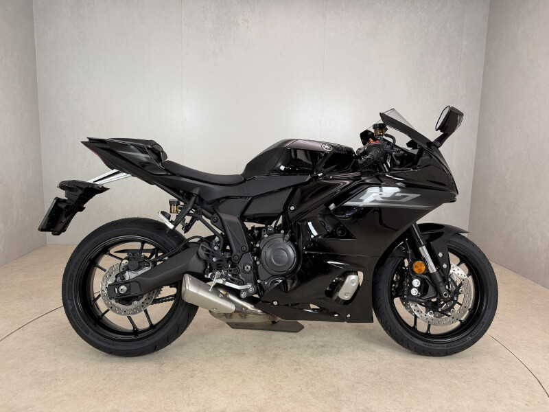 Yamaha YZF R7