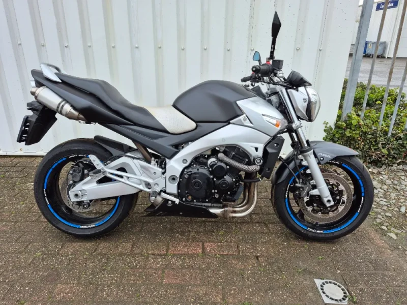 Suzuki GSR600 uit 2007, stoere naked bike
