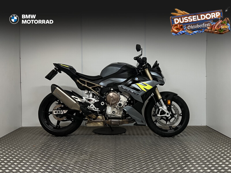 BMW S 1000 R Bluestone metallic Akrapovic
