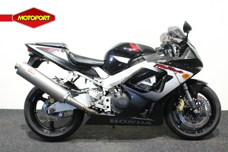Honda CBR 900 RR