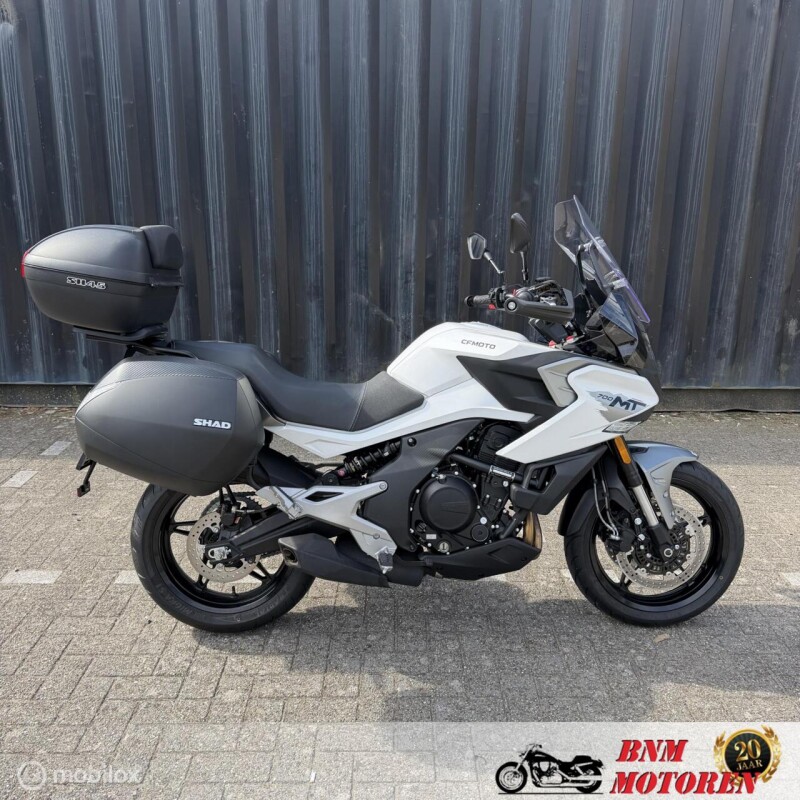 CFMoto 700 MT