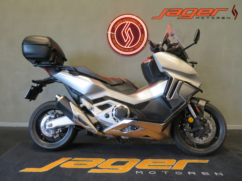 HONDA NSS 750 FORZA NIEUWSTAAT!!