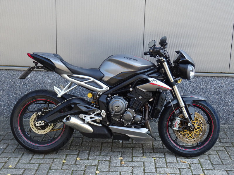 TRIUMPH STREET TRIPLE RS 765