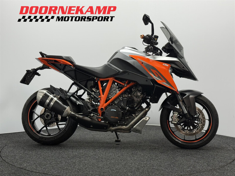 KTM 1290 SUPER DUKE GT ABS