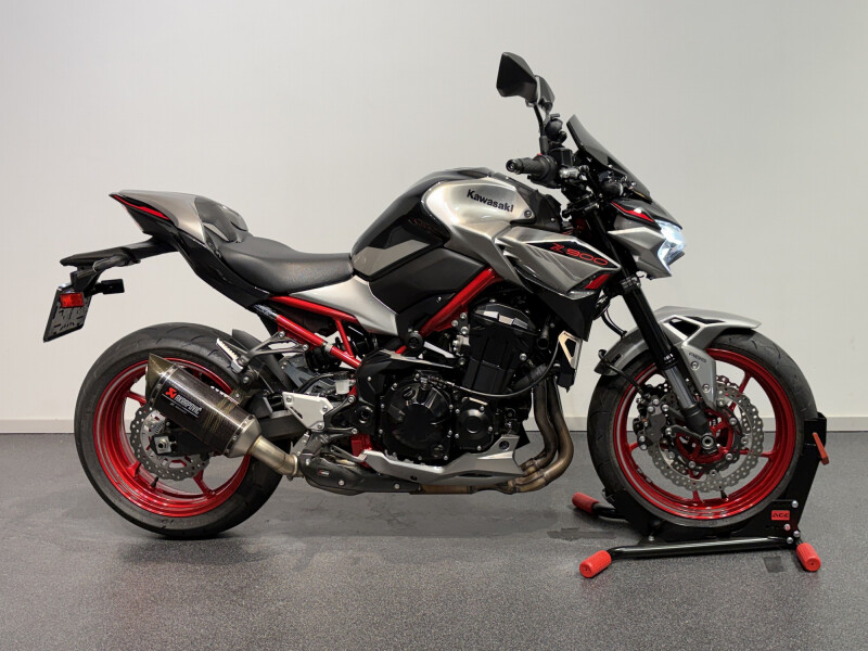Kawasaki Z900