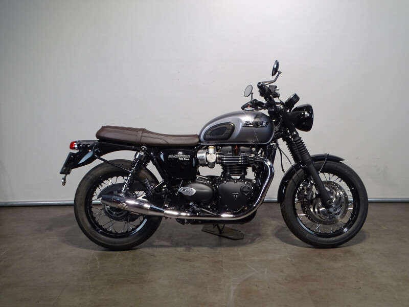 Triumph BONNEVILLE T 120 BLACK