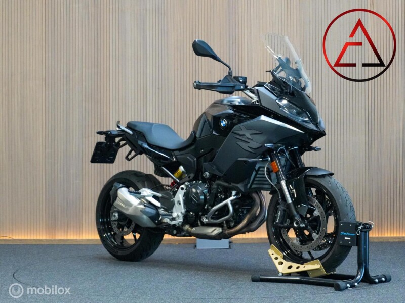 BMW F900XR 2023 Triple Black | Alle opties | Nieuwstaat