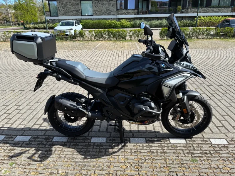 BMW R 1300 GS (2025) – Triple Black