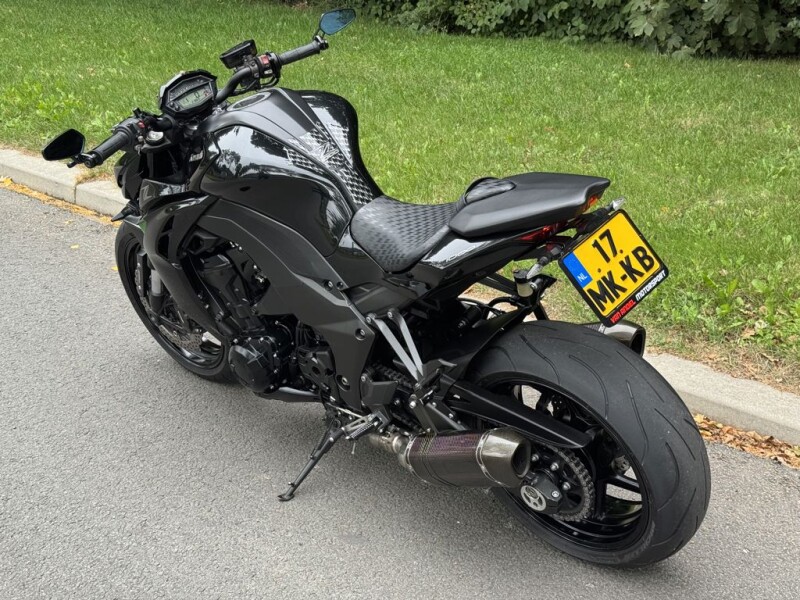 KAWASAKI Z1000