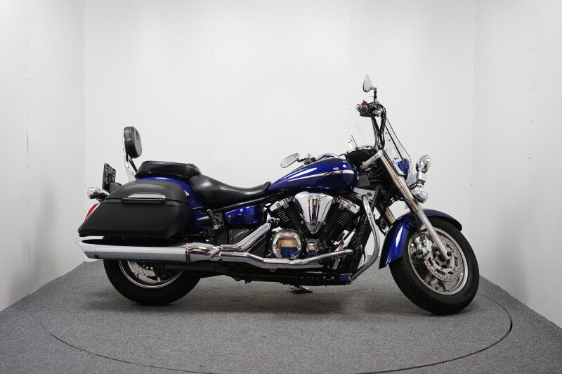 Yamaha XVS 1300A Midnight Star