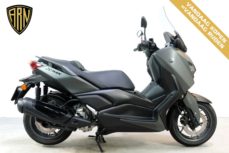 Yamaha X-Max 300
